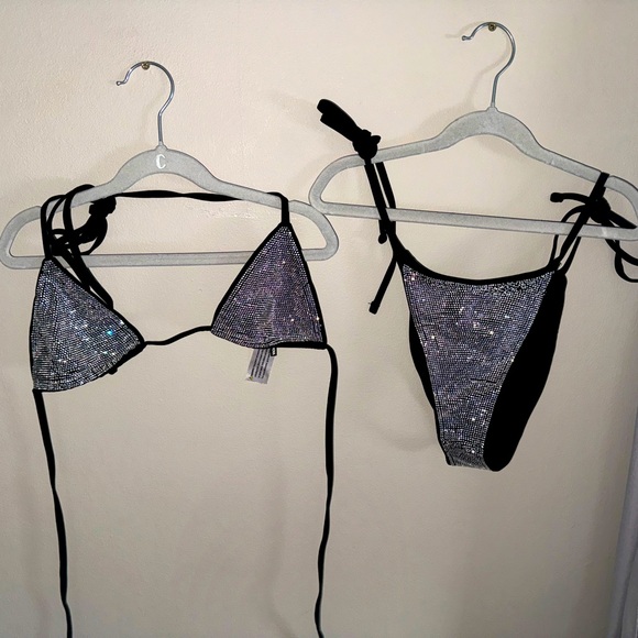 Fashion Nova, like new, rhinestones two piece bikini , size small - Picture 2 of 8